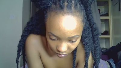 pretty_jazmine live from Kenya