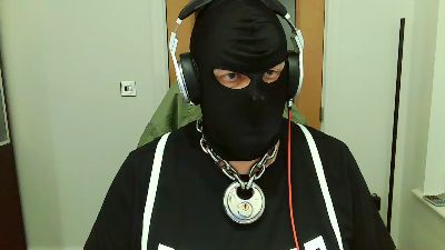 rbrboi live from United Kingdom