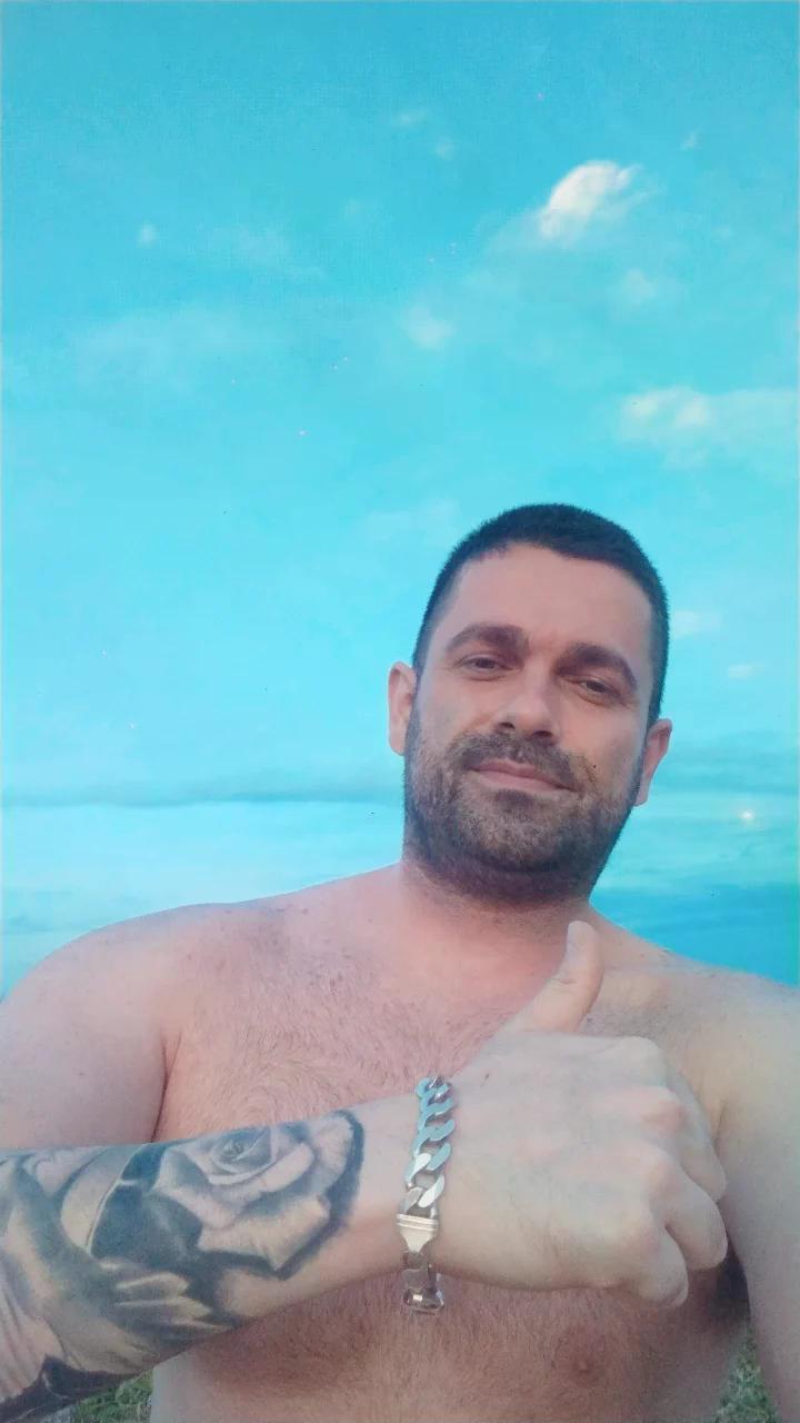 ricardolocco live from Brazil