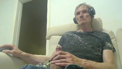 robert5521 live from Germany