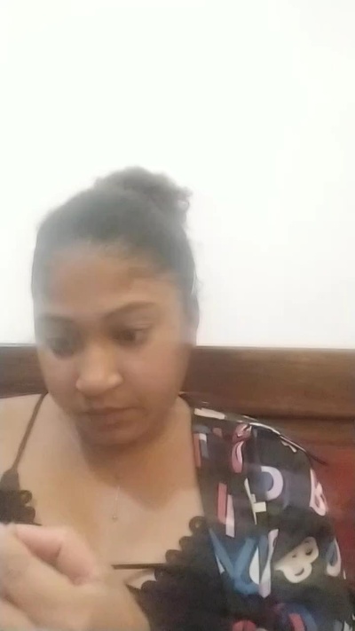 saminah5 live from Madagascar