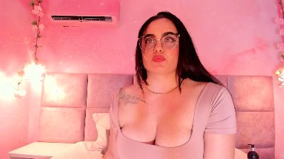 sofiia_carson live from France