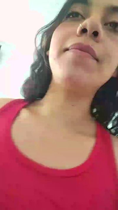 sweet_scarlett_ live from Chile