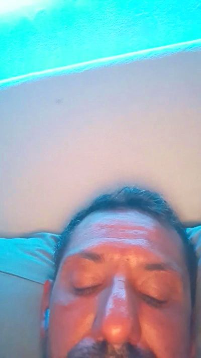thommy8906hot live from Italy