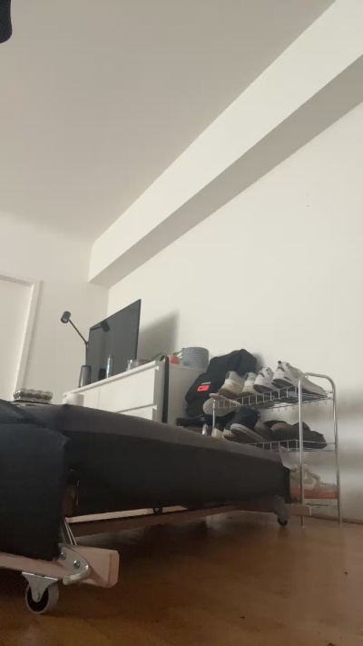viennaslut93 live from Austria