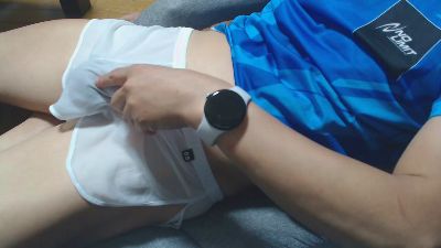 yasukun19 live from Japan